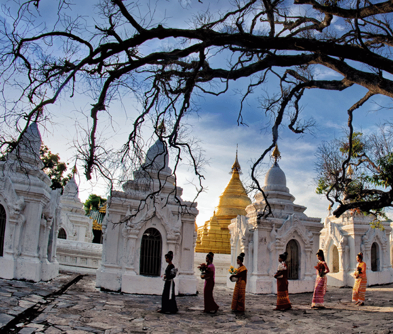 Kuthodaw Pagoda